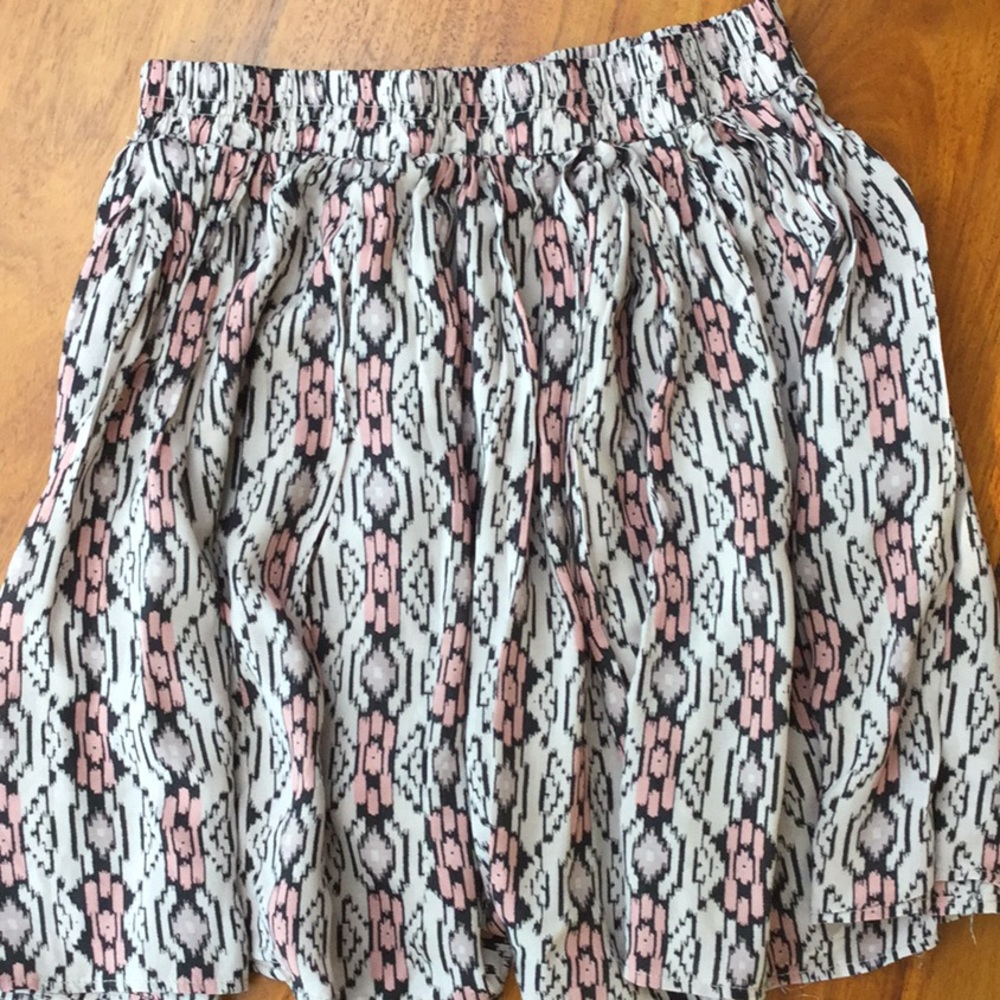 Brandy Melville skirt